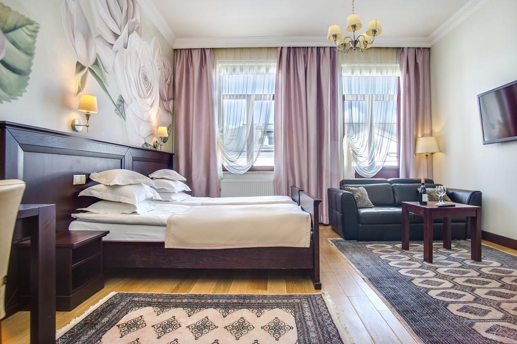 Boutiquehotel Aristo เบียวิสตอก ภายนอก รูปภาพ